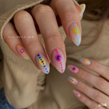 vivi-nails_2.jpg